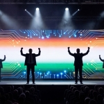 Hindistan Yapay Zeka Zirvesi, 200 Milyar Dolar ve El Tutuşmayan İki CEO