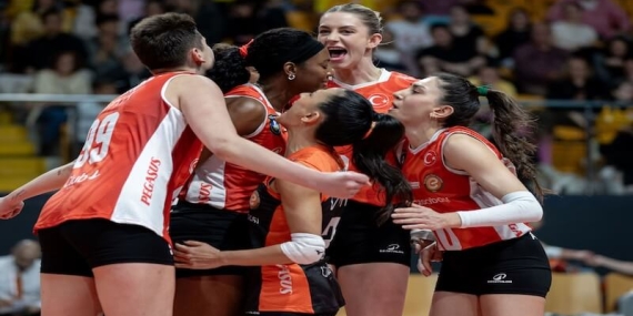 Eczacıbaşı Dynavit Final Şansını Tie-Break Setiyle Kaybetti