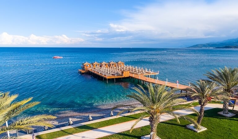 Kemer’in Kalbinde Küresel Bir Sinerji